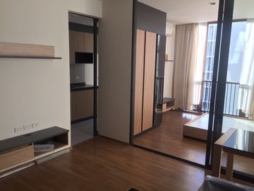 1 Bedroom Condo for sale at Hasu Haus