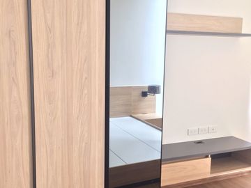 1 Bedroom Condo for sale at Hasu Haus