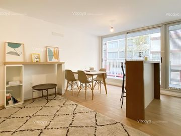 Venta Apartamento 2 dormitorios con balcón al frente CENTRO
