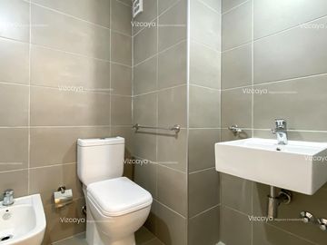 Venta Apartamento 2 dormitorios con balcón al frente CENTRO