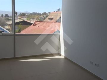 Oficina en Venta en Avenida Juan Cisternas