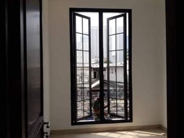 FOR SALE RUMAH LOKASI KEMANGGISAN ILIR RAYA JAKARTA BARAT
