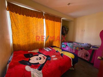🏡 ¡VENDO CASA EN PRO – LOS OLIVOS!

📍 A solo 1 ½ cuadras de la Universidad Científica del Sur

💰 Precio: $ 278,000 dólares (¡Negociable!)

📌 Ref