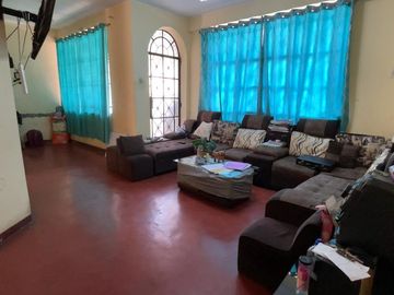 🏡 ¡VENDO CASA EN PRO – LOS OLIVOS!

📍 A solo 1 ½ cuadras de la Universidad Científica del Sur

💰 Precio: $ 278,000 dólares (¡Negociable!)

📌 Ref