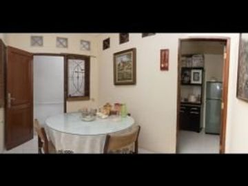 Rumah minimalis bagus siap huni Cinere