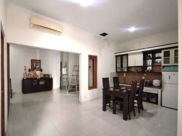 Rumah Mewah Luxury 2 Lantai Dalam Perum Elite Utara Jogja City Mall