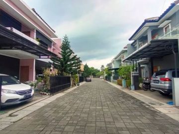 Rumah Mewah Luxury 2 Lantai Dalam Perum Elite Utara Jogja City Mall
