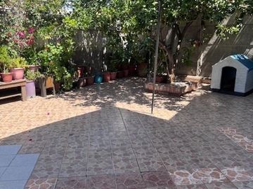 Casa en venta 3 dormitorios, 2 estacionamientos Puente Alto