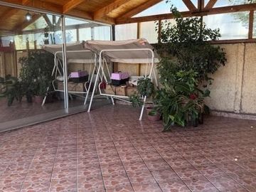 Casa en venta 3 dormitorios, 2 estacionamientos Puente Alto