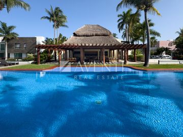 Casa en Venta/Renta, Isla Dorada, Zona Hotelera Cancun, Cancún en Venta