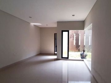 HANYA 2 UNIT Rumah Lux Di Lengkong Pusat Kota Bandung