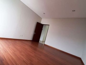 HANYA 2 UNIT Rumah Lux Di Lengkong Pusat Kota Bandung
