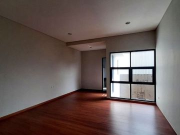 HANYA 2 UNIT Rumah Lux Di Lengkong Pusat Kota Bandung