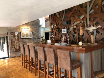 CASA EN VENTA EN CLUB DE GOLF LAS FUENTES, VISTA AL GREEN Y AMPLIO JARDÍN !