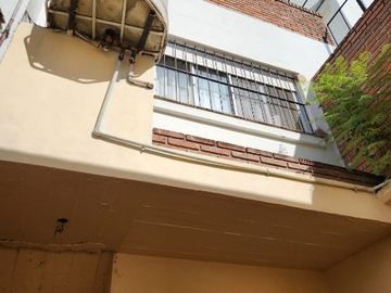 Departamento Tipo Casa en venta en Lanus Oeste