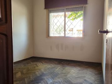 Departamento Tipo Casa en venta en Lanus Oeste