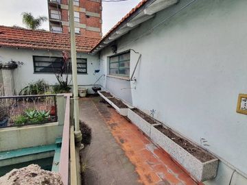 Chalet en venta en Lanus Oeste
