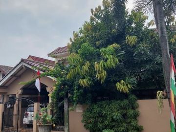 Rumah 2 Lantai di Jl. Jombang Raya Villa Bintaro Regency 6064