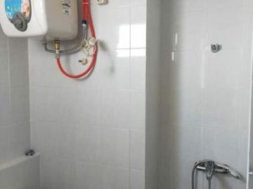 Apt. Gunawangsa MERR Hadap Timur Full Furnish
