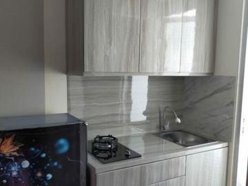 Apt. Gunawangsa MERR Hadap Timur Full Furnish