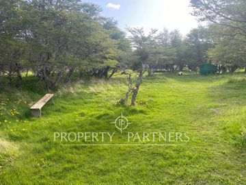 Terreno con 2 casas en Sector Calafate