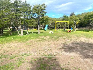 Terreno con 2 casas en Sector Calafate