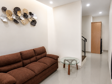Rumah Modern Minimalis dalam Cluster di Jagakarsa Jakarta Selatan