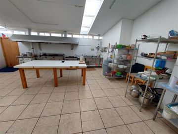 Hotel en Venta en Recta Chacao Km 15