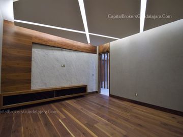 Casa de Lujo en Bosque de los Lagos