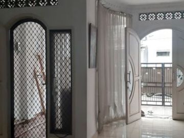 Rumah 2.5 lt Strategis Duren Sawit Jakarta Timur