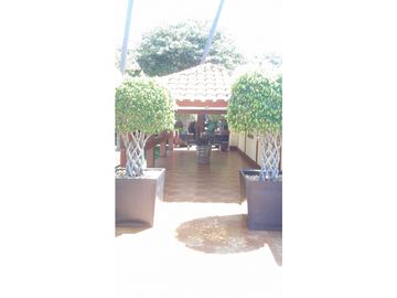 CASA EN VENTA A ORILLA DEL LAGO 