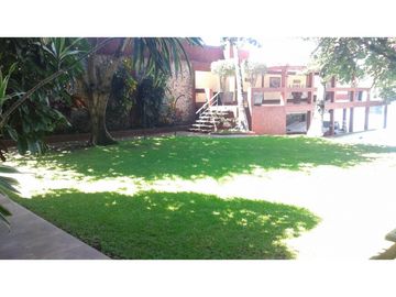 CASA EN VENTA A ORILLA DEL LAGO 