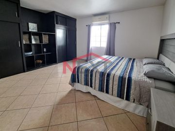 VENTA CASA DE 1 PLANTA CON ALBERCA EN COUNTRY CLUB SAN CARLOS, SONORA.
