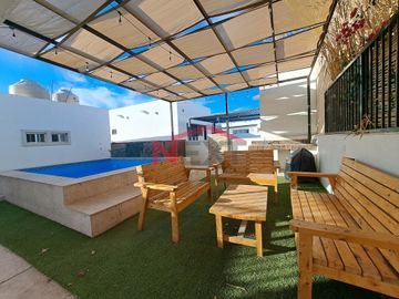 VENTA CASA DE 1 PLANTA CON ALBERCA EN COUNTRY CLUB SAN CARLOS, SONORA.