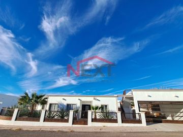 VENTA CASA DE 1 PLANTA CON ALBERCA EN COUNTRY CLUB SAN CARLOS, SONORA.