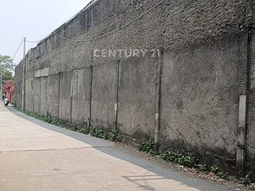 Investasi Prospektif Bangunan Karoseri Luas 7200 M SHM Di Tambun