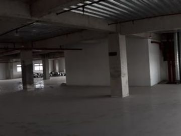 572.80 sqm Bare shell Commercial Office space for lease in Macapagal Boulevard, Pasay City