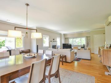 Casa de 3 dormitorios en venta pileta y galería con parrillero Fisherton barrio privado