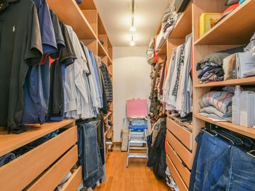 Casa de 3 dormitorios en venta pileta y galería con parrillero Fisherton barrio privado