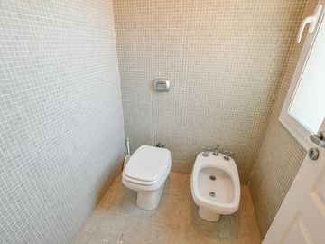 Casa de 3 dormitorios en venta pileta y galería con parrillero Fisherton barrio privado