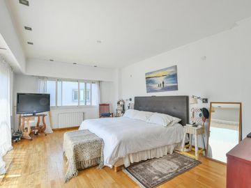 Casa de 3 dormitorios en venta pileta y galería con parrillero Fisherton barrio privado