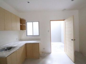 New Townhouse in Fairview Subd for sale at 6.2M PH1191