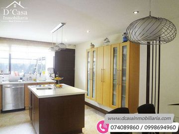 Casa de Venta – Machángara – 3 Dormitorios, 4 Garajes, jardín (C-107)