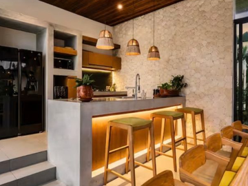 LEASEHOLD BRAND NEW VILLA IN CENTRAL UBUD GIANYAR