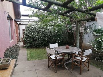 VENTA CASA EN CLAUDINA URRUTIA - BALMACEDA