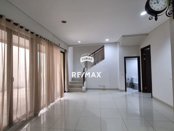 DIJUAL RUMAH DALAM CLUSTER DI DAERAH BSD TANGERANG