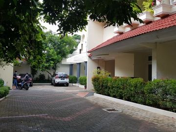 DISEWA RUMAH TOWNHOUSE (Unfurnished) DI JL.BENDA CILANDAK TIMUR JAKARTA SELATAN