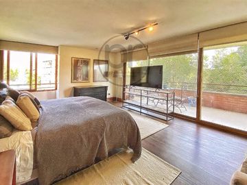 Las Condes, Venta depto 4 dorm, + serv., 2 estar, parque