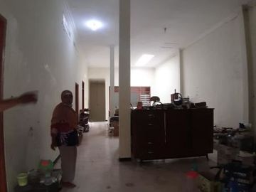 Rumah Dukuh Kupang Barat Bebas banjir, bisa untuk rumah kost