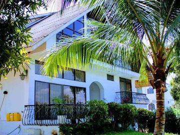 C022 - Venta Casa en Lago de Capeira 6 Dormitorios Vía a Daule Guayaquil